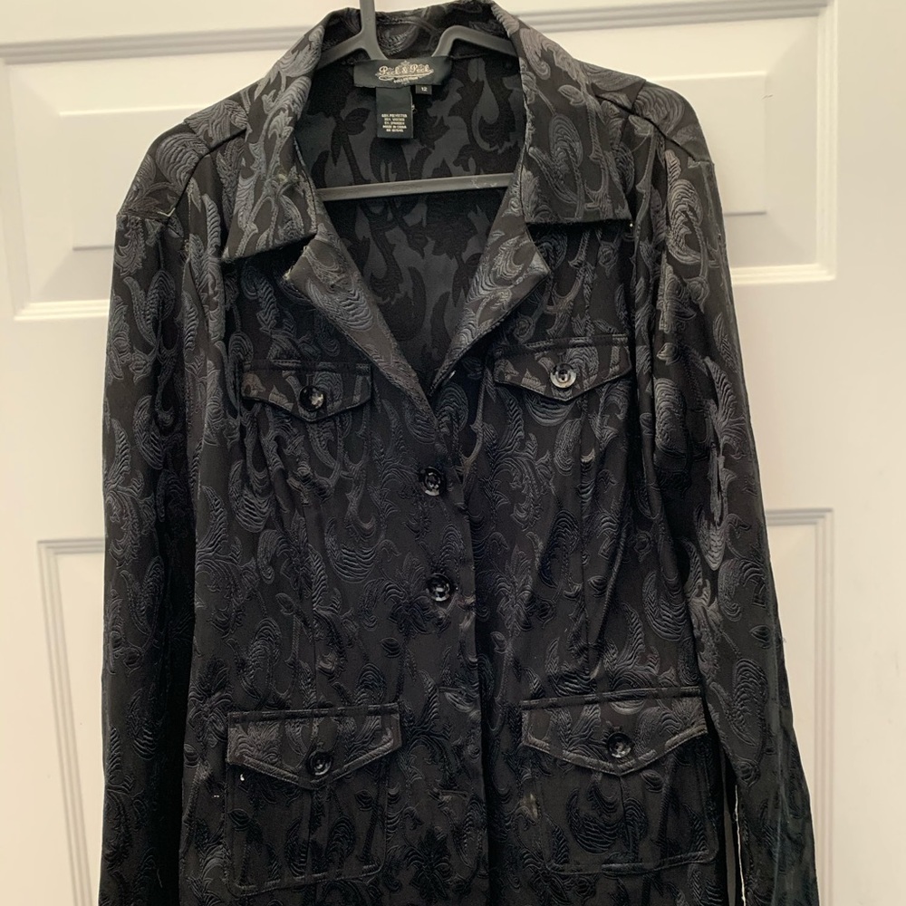 Black textured blazer